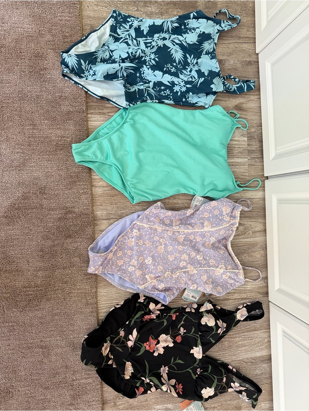 Women’s 1 piece swimsuit LOT NWT MEDIUMS